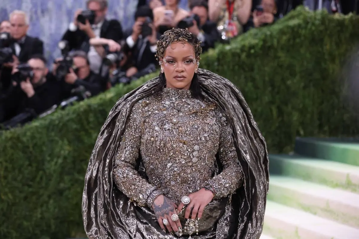 Judge orders mental health evaluation for woman accused of attempting to murder Rihanna